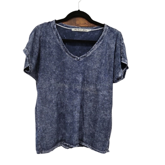 Michael Stars Tops - Michael Stars acid wash, vintage tee, flowly, tee-shirt, relaxed v-neck